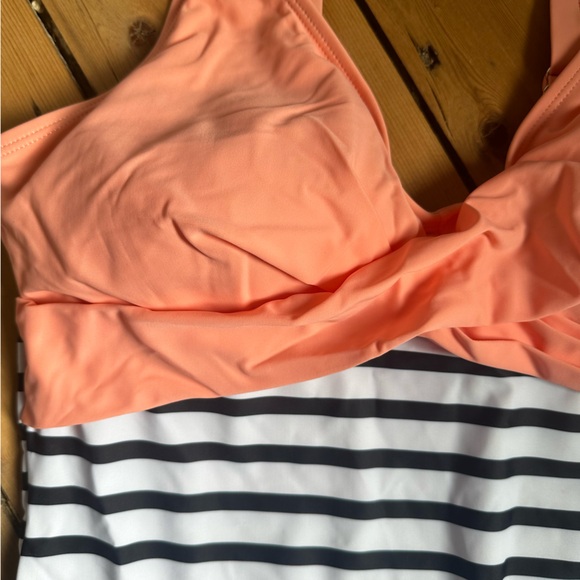 DONATING TOMORROW✨NWT✨B2PRITY One Piece Bathing Suit - Picture 2 of 6